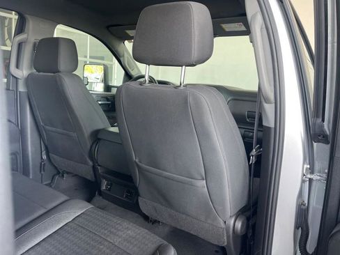 Used 2023 Chevrolet Silverado 2500 LT AWD/4WD image 36