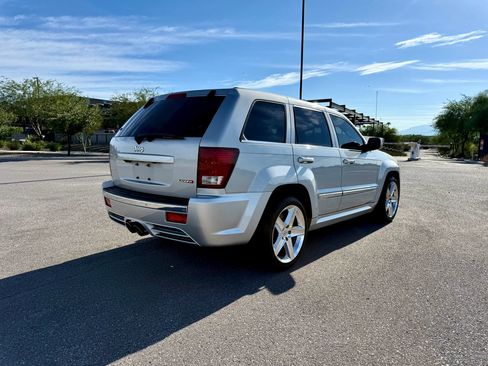 Used 2007 Jeep Grand Cherokee SRT8 w/ SRT Option Group I AWD/4WD image 9