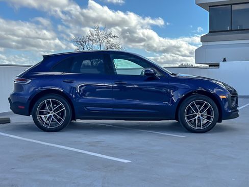 Used 2025 Porsche Macan image 9