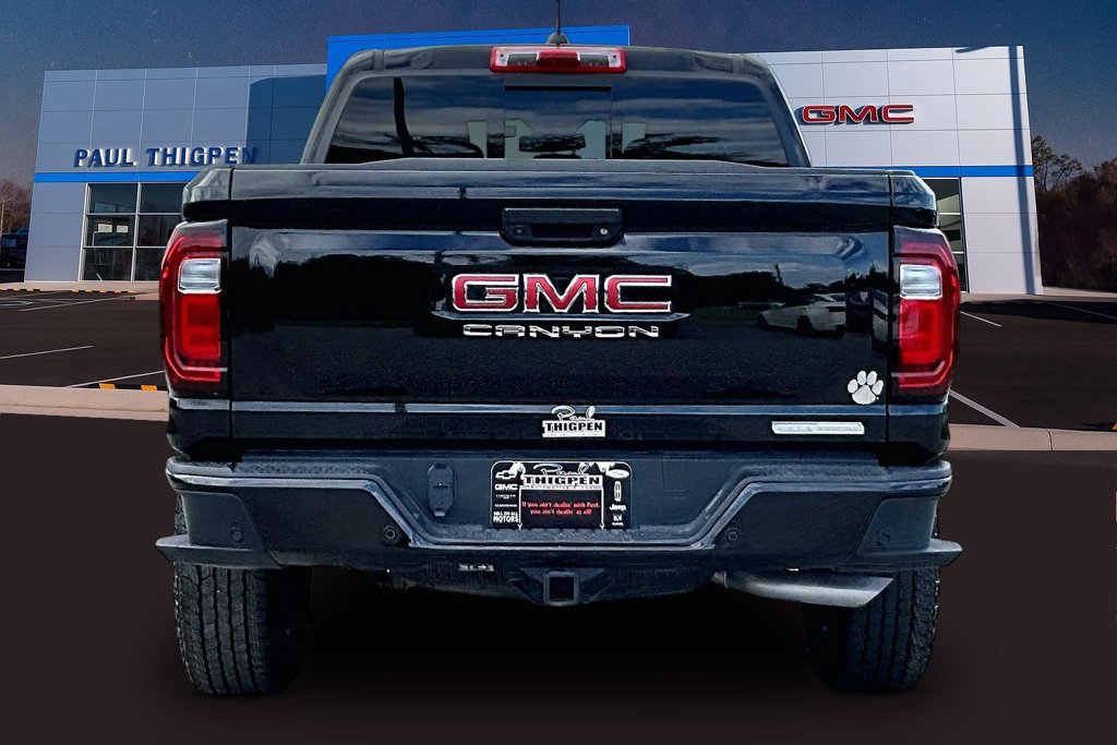 Used 2025 GMC Canyon Elevation w/ Convenience Package AWD/4WD image 6
