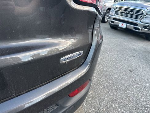 Used 2022 Jeep Compass Latitude w/ Sun and Sound Group image 6