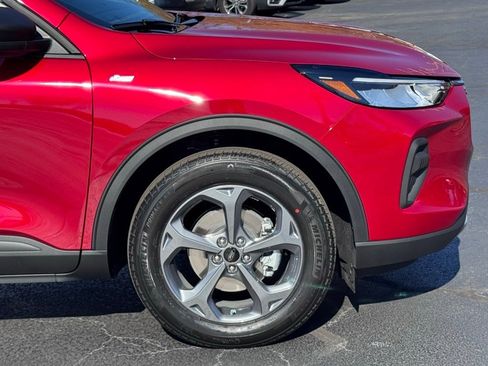 New 2026 Ford Escape ST-Line w/ Cold Weather Package image 39