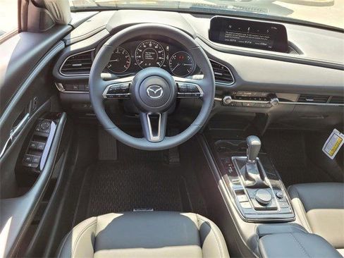 Used 2025 MAZDA CX-30 AWD 2.5 S w/ Preferred Package image 2