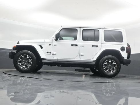 New 2026 Jeep Wrangler Sahara AWD/4WD image 42