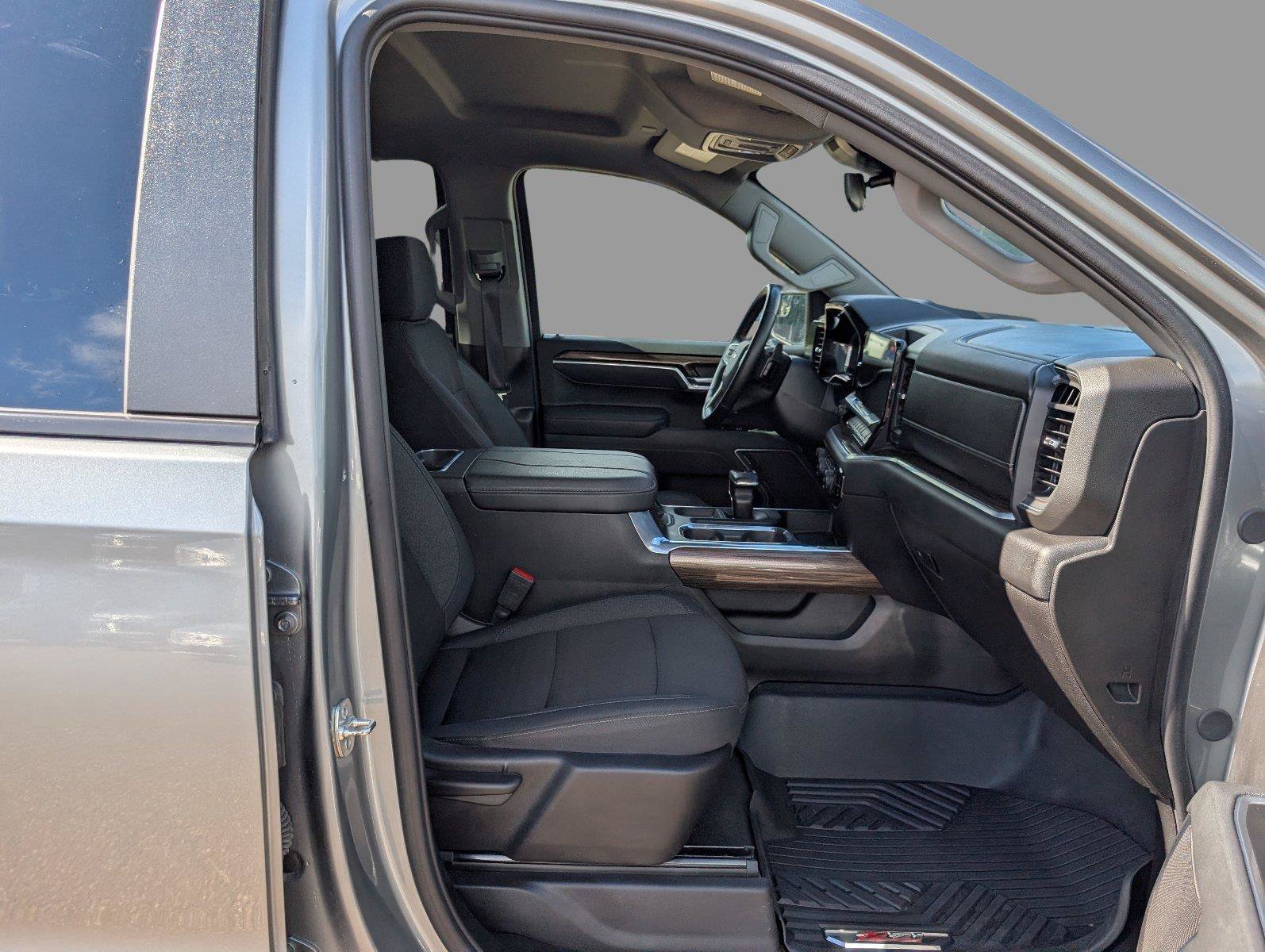 Used 2026 Chevrolet Silverado 1500 LT w/ All Star Edition Plus AWD/4WD image 17