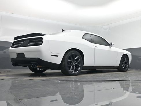 Used 2019 Dodge Challenger R/T w/ Plus Package image 44