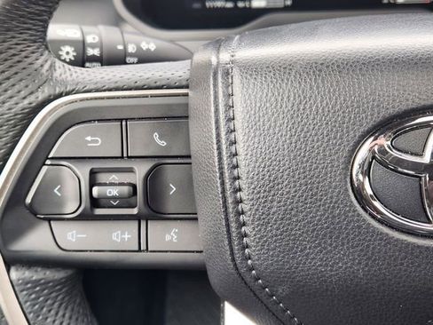 Used 2025 Toyota Tundra Limited image 20