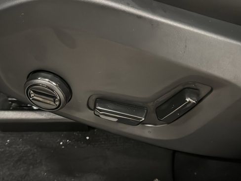 Used 2026 Volvo XC60 B5 Core w/ Climate Package image 24