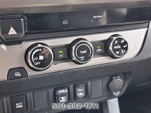 Used 2018 Toyota Tacoma SR5 RWD image 21