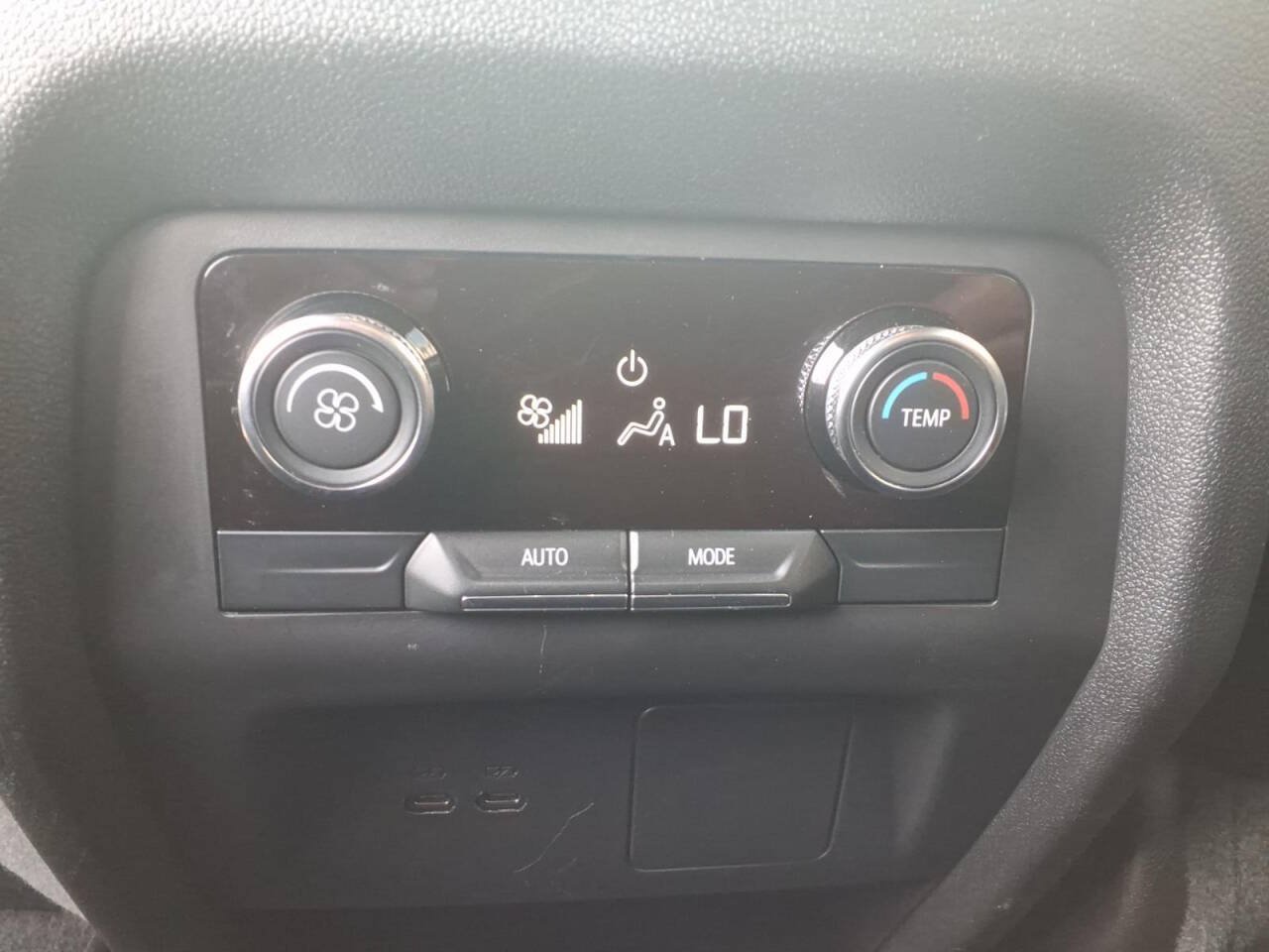 Used 2026 Buick Enclave Sport Touring FWD image 21
