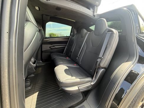 Used 2023 Tesla Model X AWD/4WD image 21