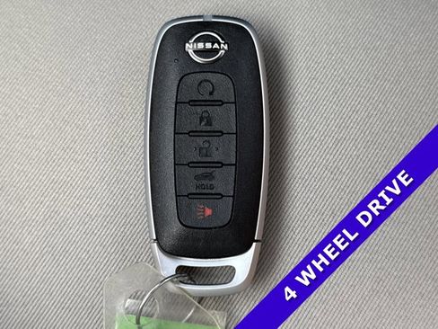 New 2025 Nissan Pathfinder SV image 22