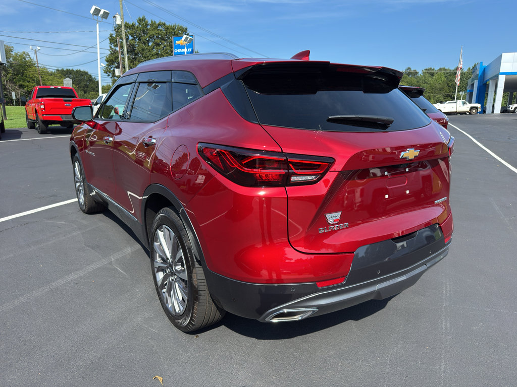 Used 2025 Chevrolet Blazer Premier w/ Driver Confidence II Package FWD image 4