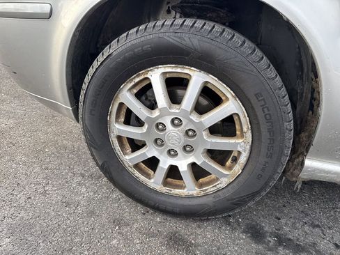 Used 2006 Buick Terraza CXL w/ Driver Confidence Package image 6