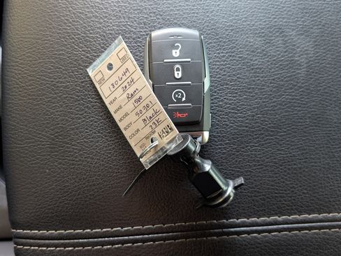 Used 2024 RAM 1500 Big Horn image 34