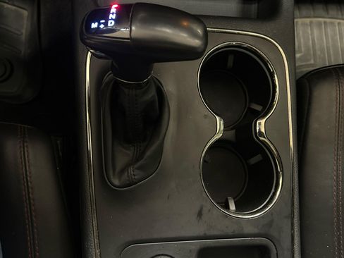 Used 2018 Dodge Durango R/T w/ Technology Group image 17