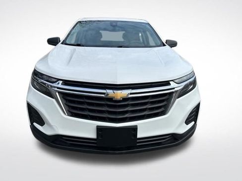 Used 2023 Chevrolet Equinox LS FWD image 9