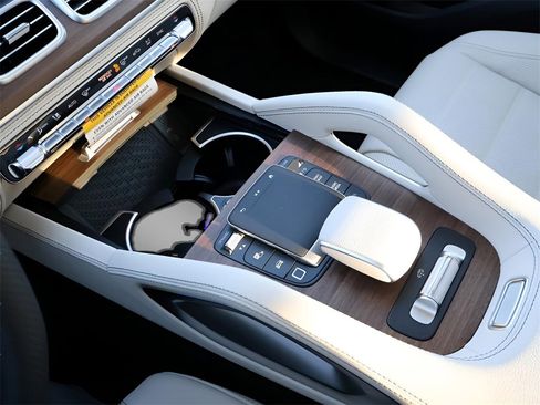 New 2026 Mercedes-Benz GLS 450 4MATIC image 29