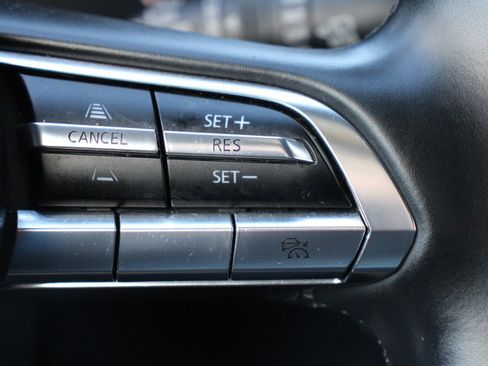 Used 2019 MAZDA MAZDA3 Base image 23