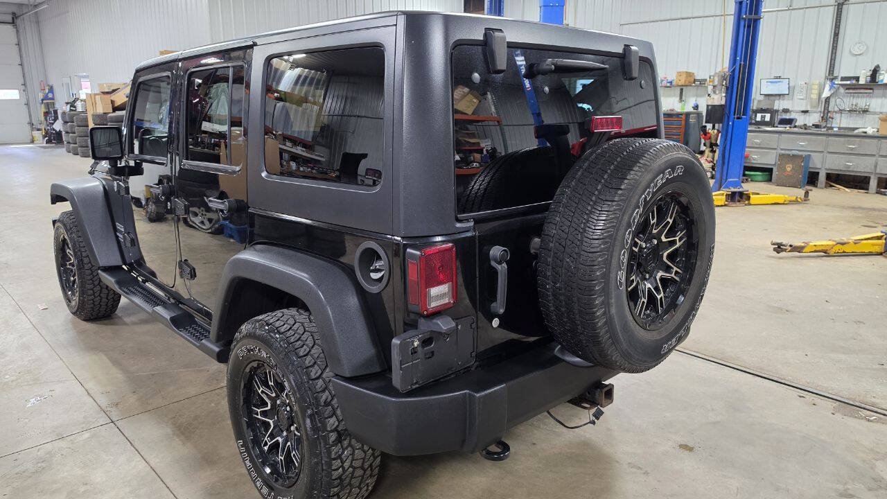 Used 2014 Jeep Wrangler Unlimited Sport w/ Quick Order Package 24S AWD/4WD image 9