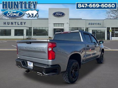 Used 2019 Chevrolet Silverado 1500 Custom Trail Boss w/ Custom Convenience Package image 5