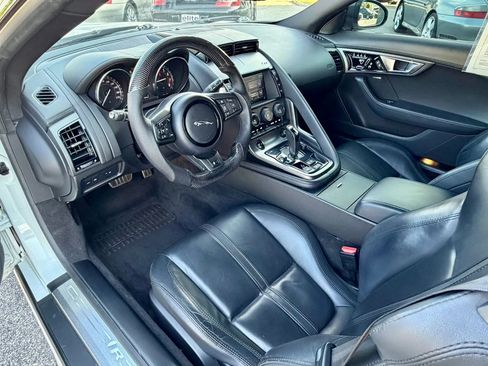 Used 2017 Jaguar F-TYPE R AWD/4WD image 34