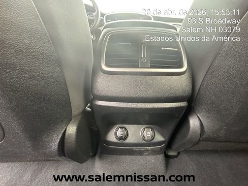 Used 2019 Kia Sorento LX image 14