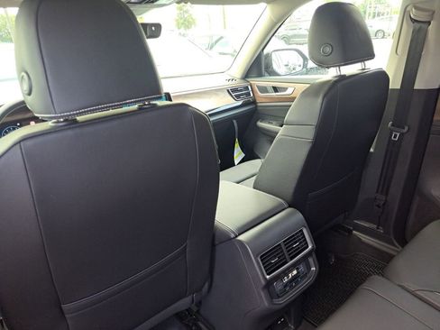 New 2026 Volkswagen Atlas SE image 26