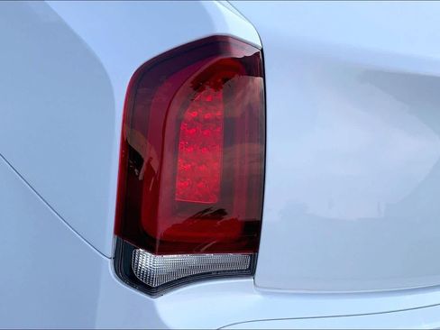 Used 2023 Chrysler 300 S w/ Comfort Group RWD image 27