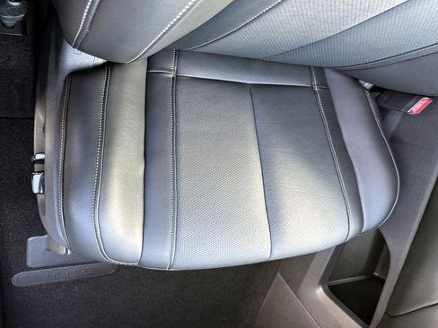 Certified 2025 INFINITI QX60 Luxe w/ Vision Package image 14