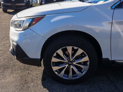 Used 2019 Subaru Outback 3.6R Touring w/ Popular Package #3A image 11