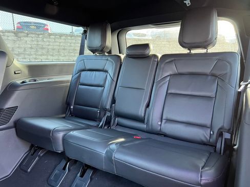 New 2026 Lincoln Navigator L Reserve w/ Jet Appearance Package image 7