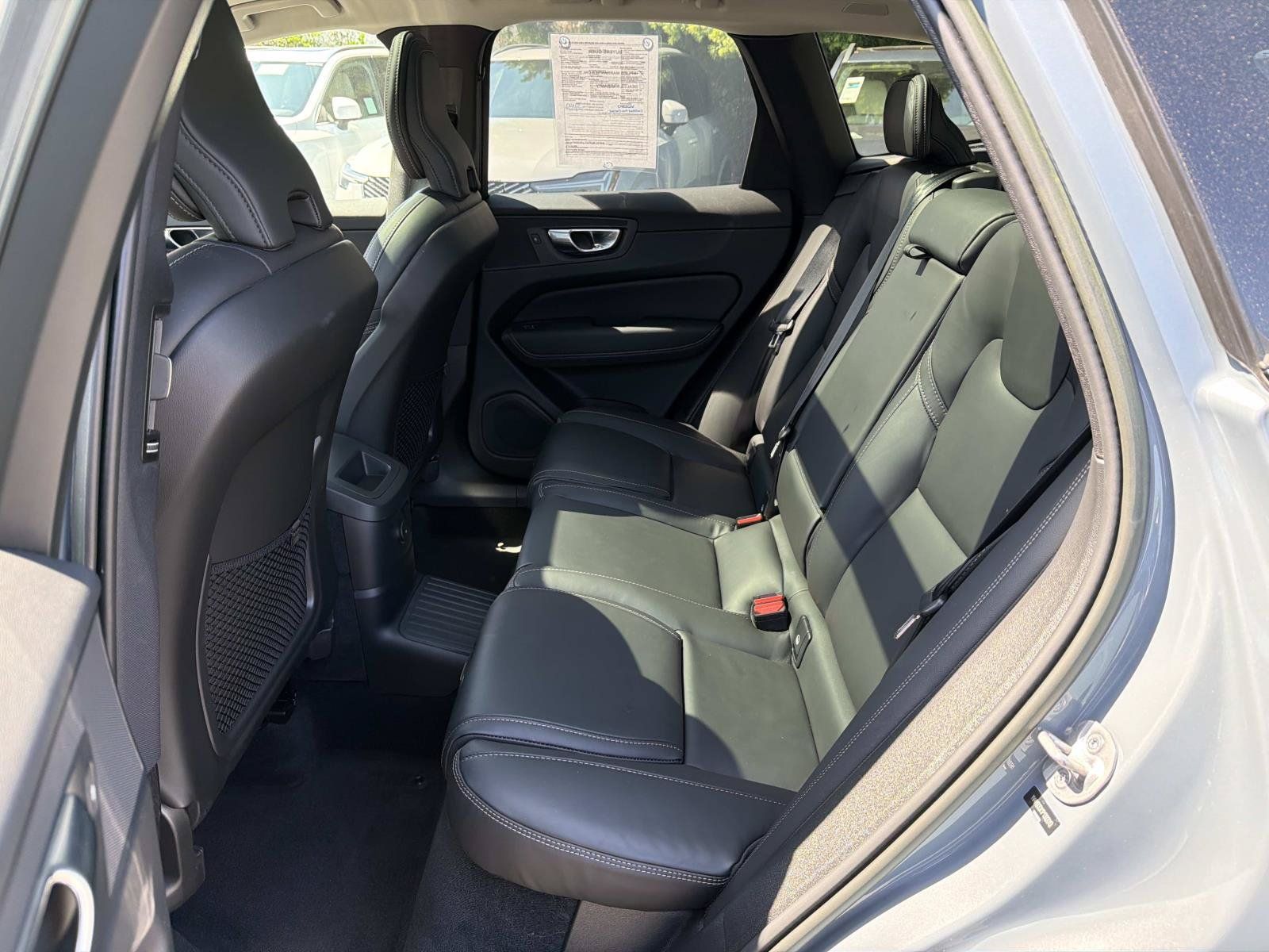 Certified 2023 Volvo XC60 T8 Ultimate w/ Protection Package Premier AWD/4WD image 21