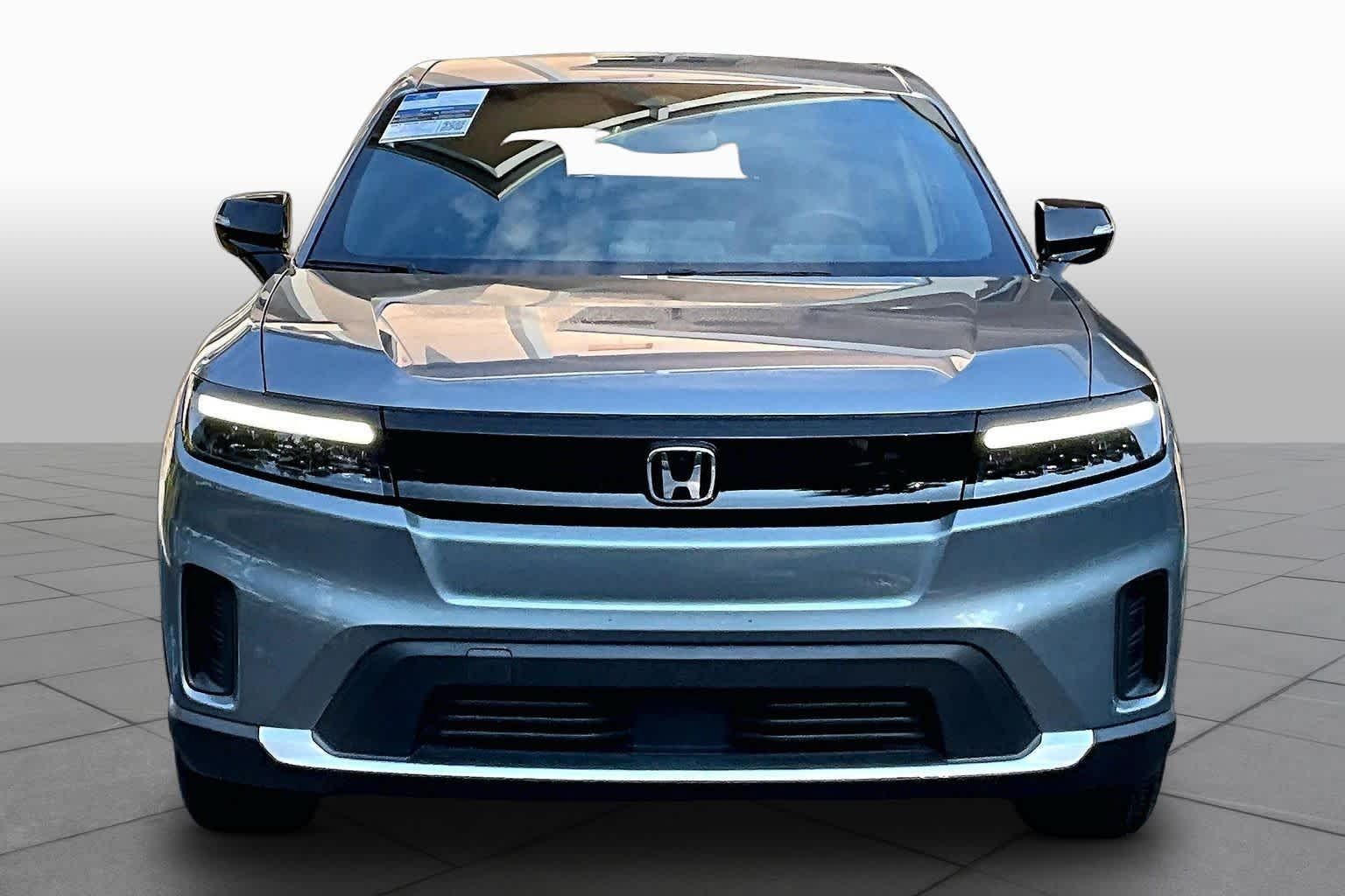 Used 2024 Honda Prologue EX image 3