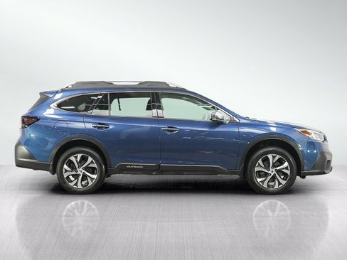 Used 2022 Subaru Outback Touring AWD/4WD image 6