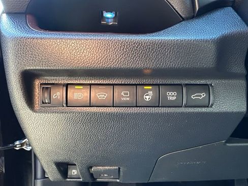 Used 2023 Toyota RAV4 Limited image 33