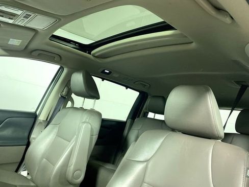 Used 2016 Honda Odyssey EX-L image 19