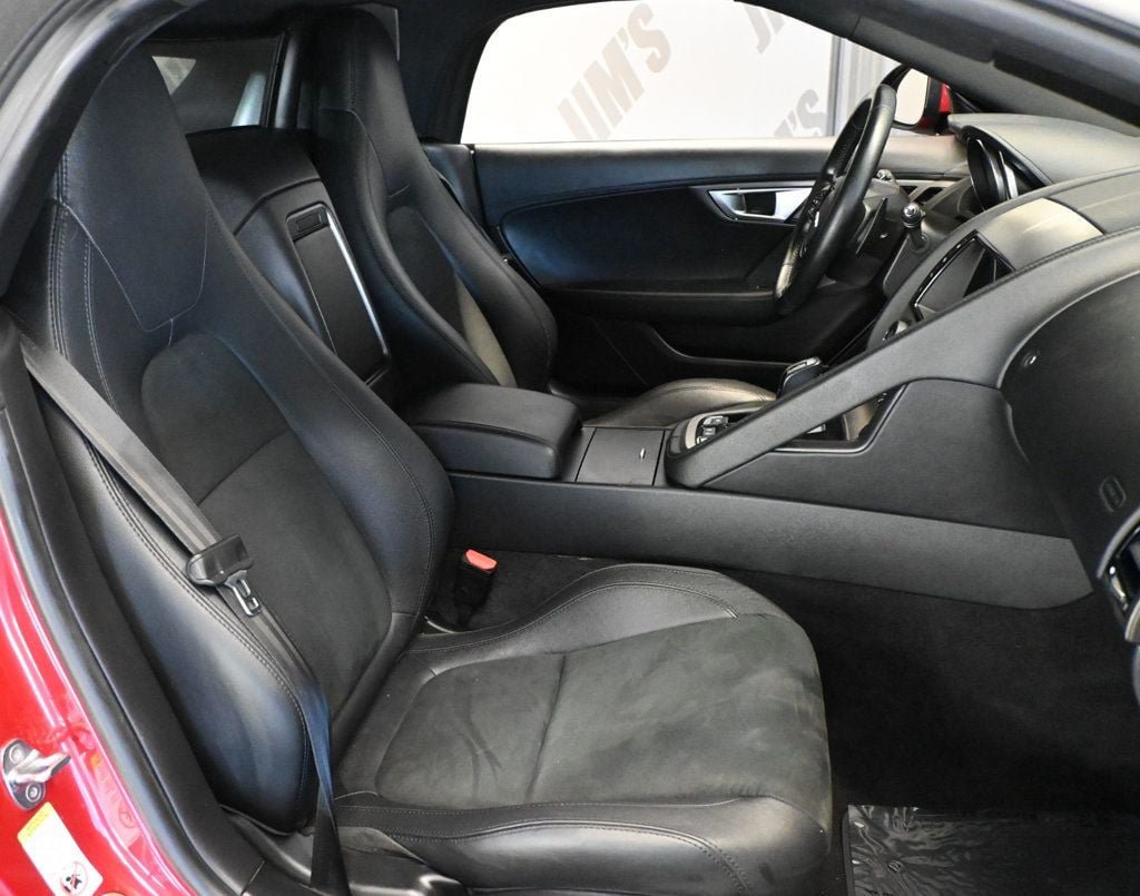 Used 2016 Jaguar F-TYPE Convertible RWD image 17