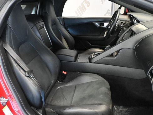 Used 2016 Jaguar F-TYPE Convertible RWD image 17