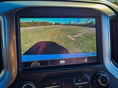 Used 2020 Chevrolet Silverado 1500 LT Trail Boss image 25