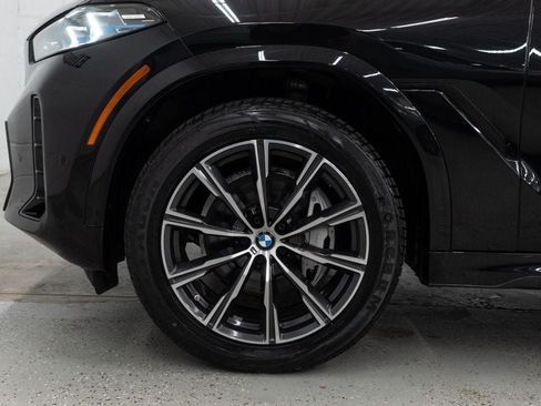 Used 2025 BMW X6 xDrive40i w/ Climate Comfort Package AWD/4WD image 41