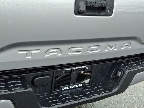 Used 2018 Toyota Tacoma SR w/ SR Convenience Package image 29