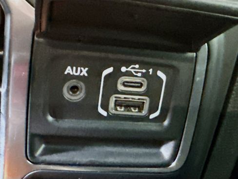 Used 2023 Jeep Wrangler Sahara w/ Cold Weather Group image 26