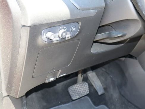 Used 2023 Buick Encore GX Preferred w/ Cold Weather Comfort Package FWD image 20