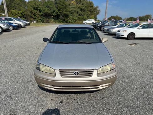 Used 1998 Toyota Camry CE image 3