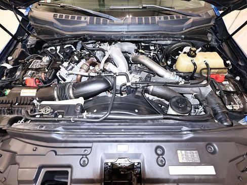 Certified 2020 Ford F350 Lariat w/ Tremor Off-Road Package image 46