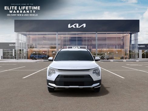 New 2026 Kia Niro LX FWD image 3
