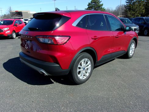 Certified 2022 Ford Escape SE w/ Convenience Package image 5