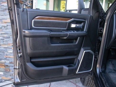 Used 2024 RAM 2500 Laramie image 9