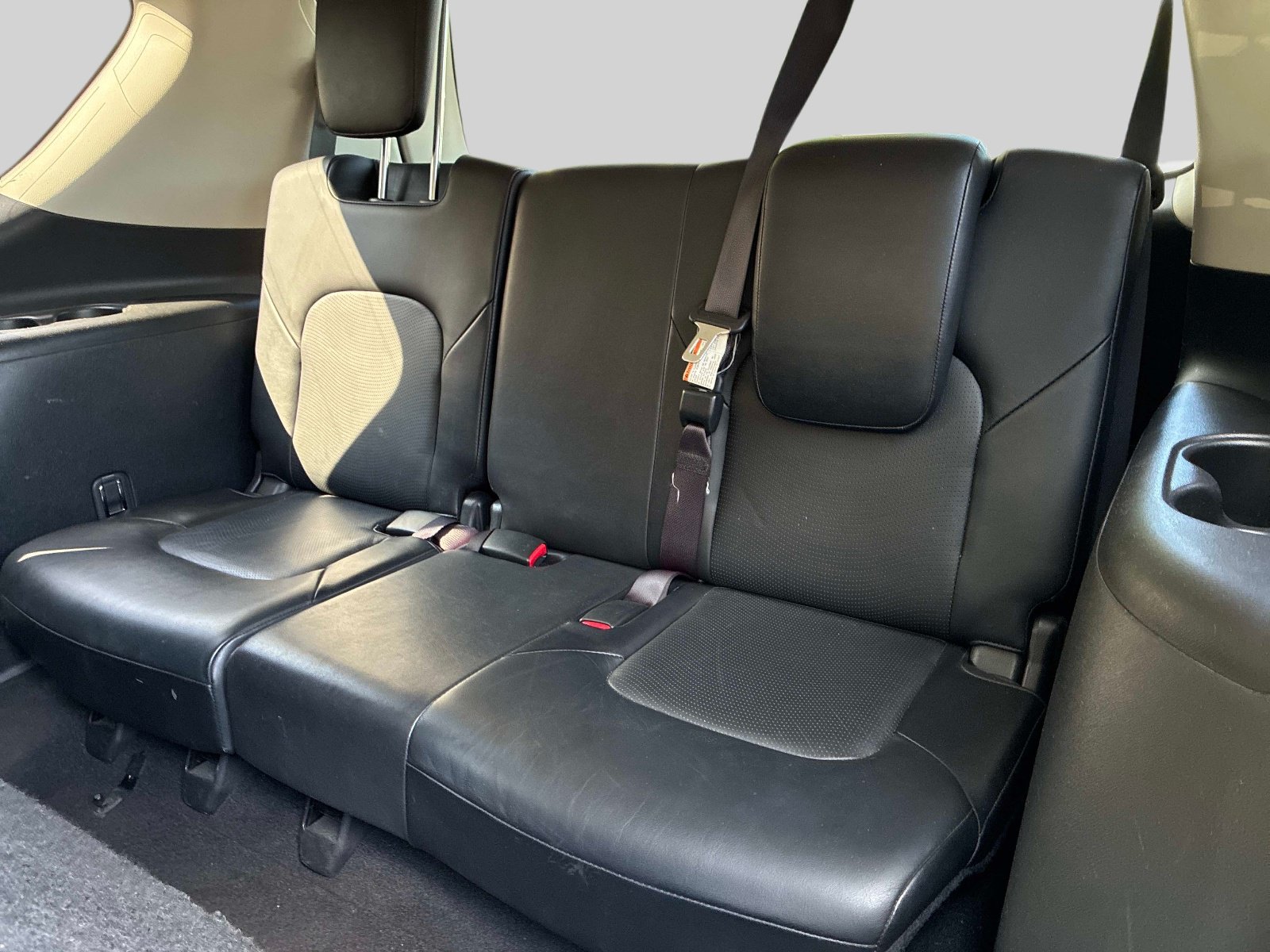 Used 2014 INFINITI QX80 4WD w/ Theater Package image 17